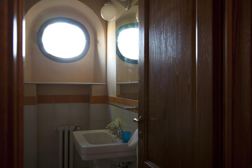 Agriturismo La Colombaia Cerreto Guidi Zimmer foto